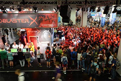 Photographie du stand Creative Sound BlasterX lors de la Gamescom 2015 (Allemagne)