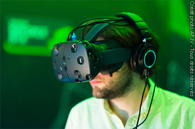 Casque de réalité virtuelle (VR) HTC Vive