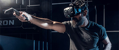 Une salle d'arcade dédiée à la réalité virtuelle