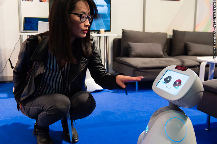 CES 2023] Le robot d'assistance français Buddy débarque aux États-Unis