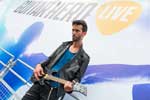 Jay Gimenez de Skip The Use sur le stand Guitar Hero Live à Rock en Seine (49 / 52)